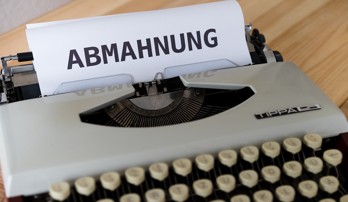 Abmahnung erhalten? So reagieren Sie richtig! Abmahnung erhalten? So reagieren Sie richtig!