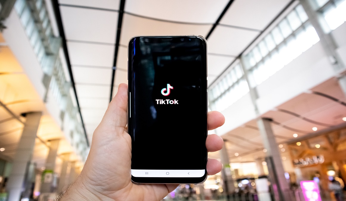 Privatsphäre verletzt? Aufsichtsbehörden untersuchen Datenschutzverstösse von TikTok Privatsphäre verletzt? Aufsichtsbehörden untersuchen Datenschutzverstösse von TikTok